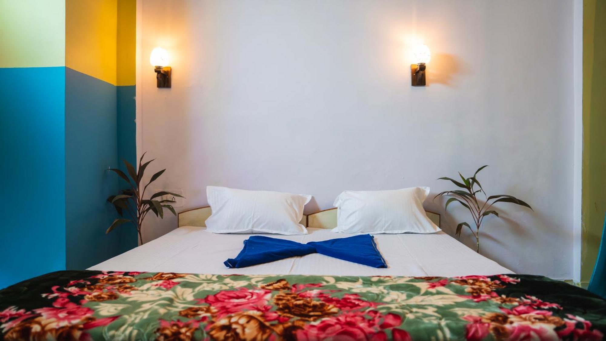 Safar Hostel Pushkar Bagian luar foto