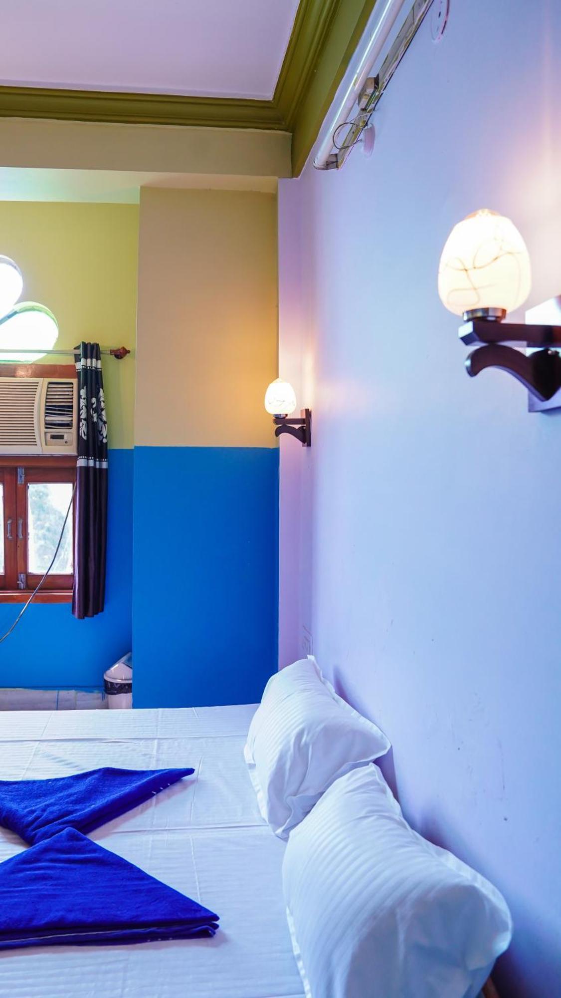 Safar Hostel Pushkar Bagian luar foto