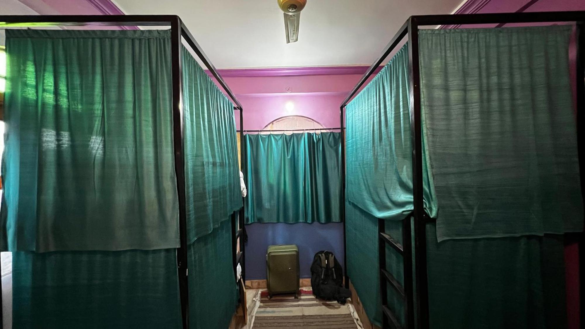 Safar Hostel Pushkar Bagian luar foto