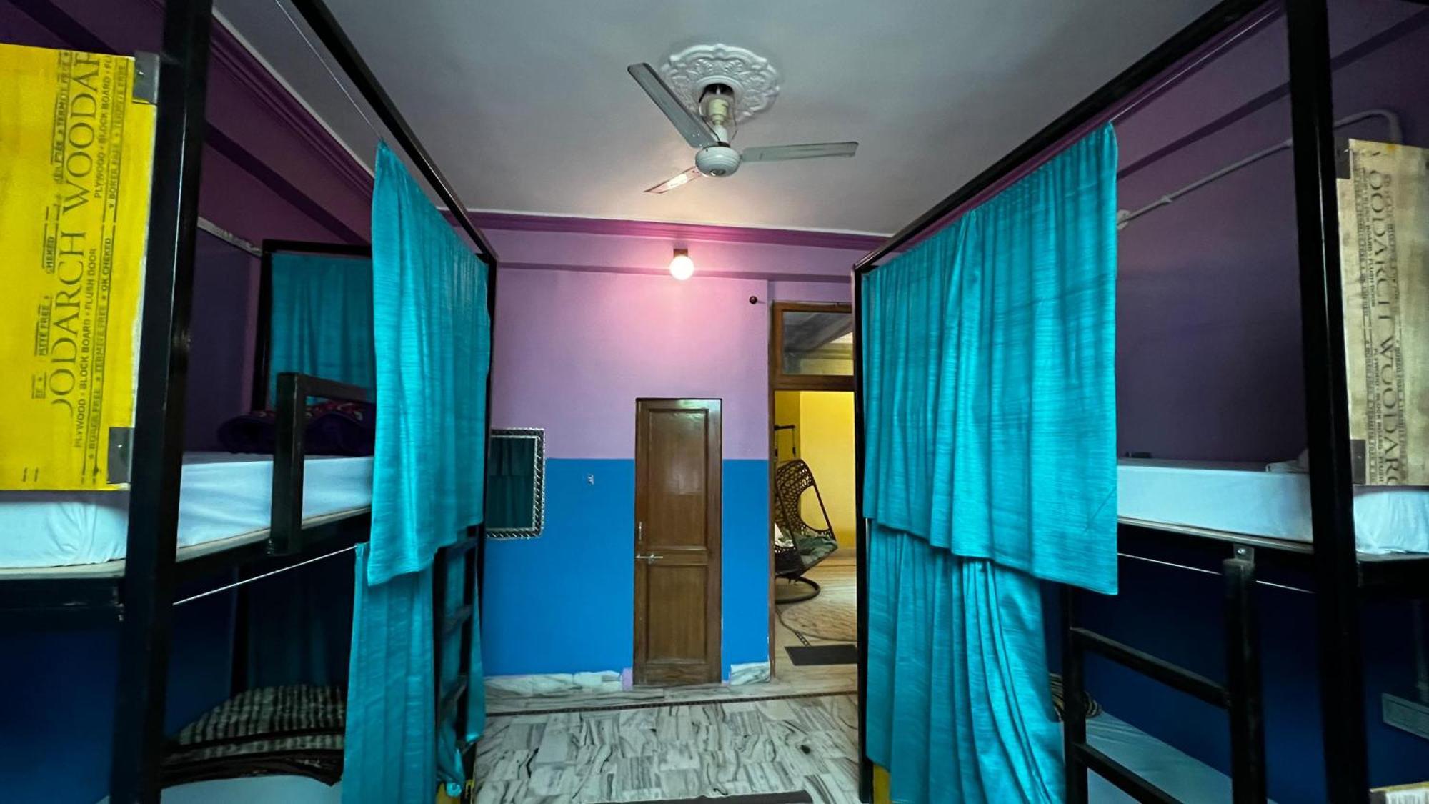 Safar Hostel Pushkar Bagian luar foto
